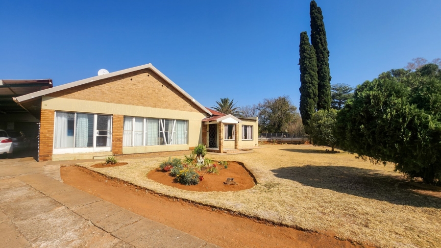 4 Bedroom Property for Sale in Stilfontein Ext 3 North West